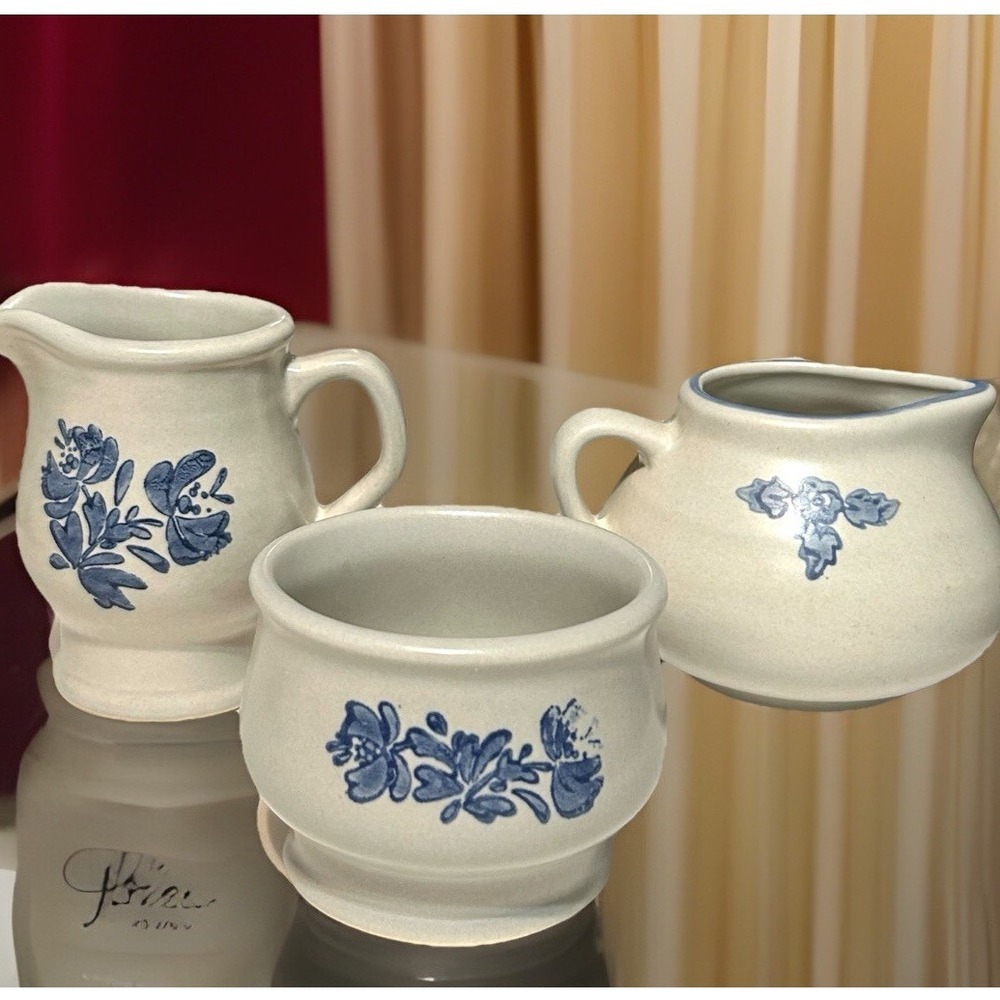 Pfaltzgraff Yorktowne Stoneware Creamer and Sugar Bowl Set Blue Floral Grey 3pc